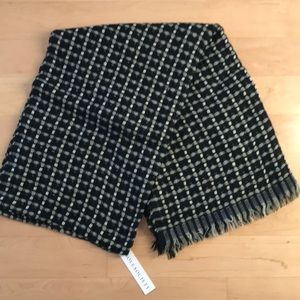 BNWT Sole Society Navy Black Blanket Scarf